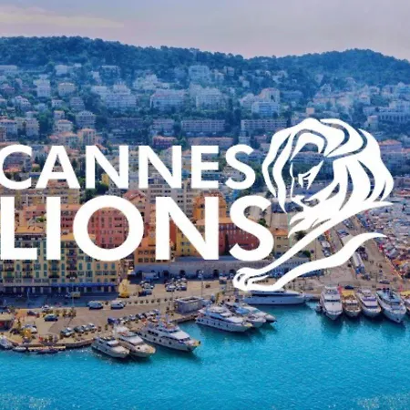 Superbe Flat 2 And 1 Canape Convertible 3p1 Lejlighed Cannes